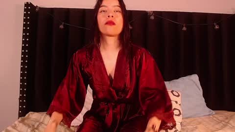 Snapshot of dirtylittleslutt_ chatting on 01.13.25 Nemesis online show from 01.13.25