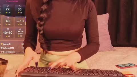 Snapshot of dirtylittleslutt_ chatting on 10.01.25 Nemesis online show from 10.01.25