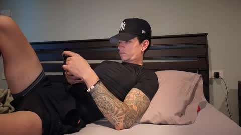 Snapshot of dirtyprettyboi chatting on 12.10.24 buy tokens with link online show from 12.10.24