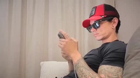Snapshot of dirtyprettyboi chatting on 01.15.25 buy tokens with link online show from 01.15.25