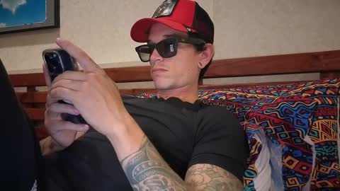 Snapshot of dirtyprettyboi chatting on 01.15.25 buy tokens with link online show from 01.15.25