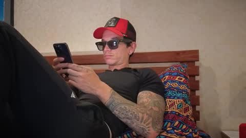 Snapshot of dirtyprettyboi chatting on 01.16.25 buy tokens with link online show from 01.16.25