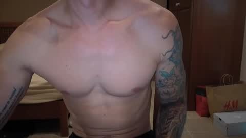 Snapshot of dirtyprettyboi chatting on 01.23.25 buy tokens with link online show from 01.23.25
