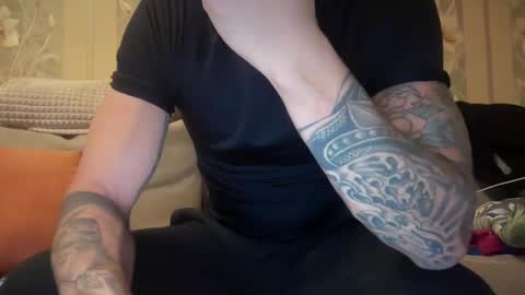 Snapshot of dirtyprettyboi chatting on 02.17.25 buy tokens with link online show from 02.17.25