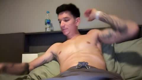 Snapshot of dirtyprettyboi chatting on 03.02.25 buy tokens with link online show from 03.02.25