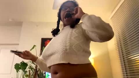 Snapshot of discdaddy chatting on 12.30.24 discdaddy and bby2brat online show from 12.30.24