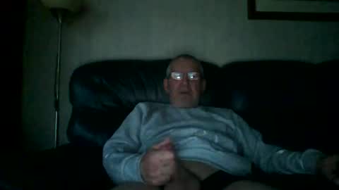 Snapshot of discovery63 chatting on 12.23.24 discovery63 online show from 12.23.24