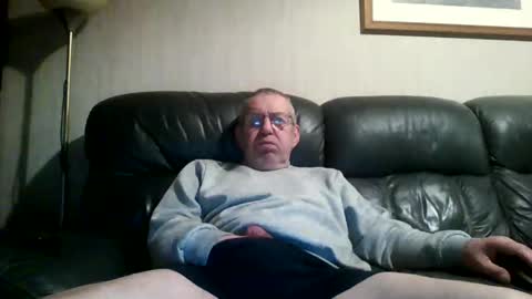 Snapshot of discovery63 chatting on 12.31.24 discovery63 online show from 12.31.24