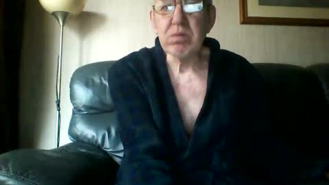 Snapshot of discovery63 chatting on 01.21.25 discovery63 online show from 01.21.25