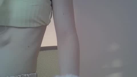 DitaMilton online show from 02.05.26