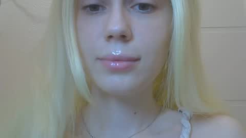 DitaMilton online show from 03.07.26