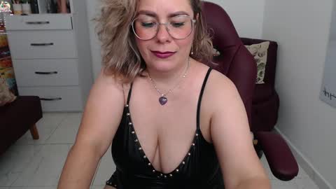 Diva online show from 01.04.25