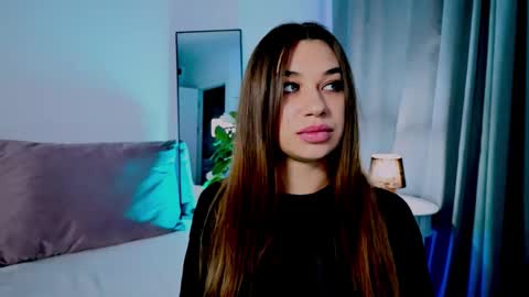 Tia online show from 10.28.25