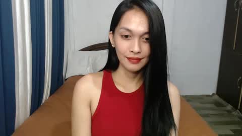 DIVINA online show from 01.10.25
