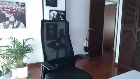 Hera online show from 11.20.25