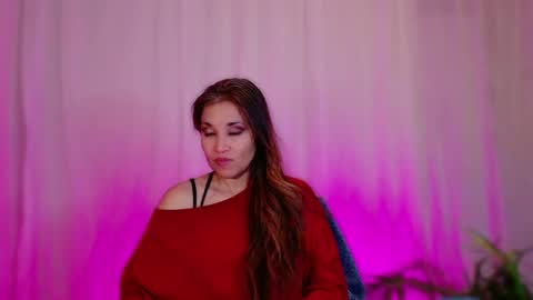 Snapshot of divinelynn chatting on 01.16.25 DivineLynn online show from 01.16.25