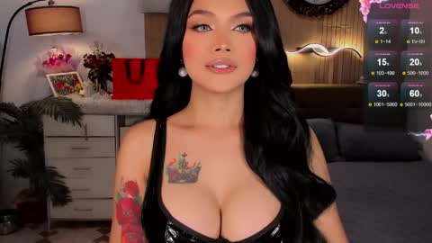    online show from 04.10.26