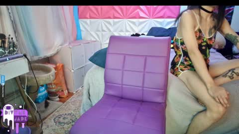 Jade Divyne online show from 12.21.24