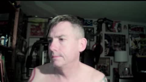 Snapshot of dix_handley_50 chatting on 11.12.25 dix_handley_50 online show from 11.12.25