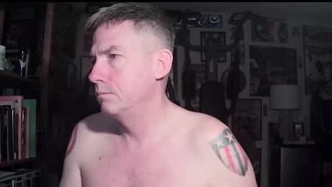 Snapshot of dix_handley_50 chatting on 01.07.26 dix_handley_50 online show from 01.07.26