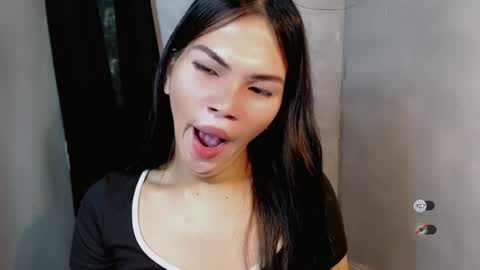 Snapshot of dixie_cutie chatting on 10.17.25 Dixie online show from 10.17.25