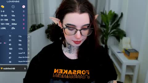 dixipixi_ online show from 02.06.25