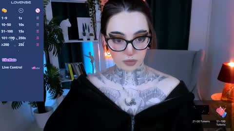 Snapshot of dixipixi_ chatting on 02.06.26 dixipixi_ online show from 02.06.26