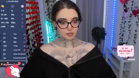 Snapshot of dixipixi_ chatting on 02.14.26 dixipixi_ online show from 02.14.26