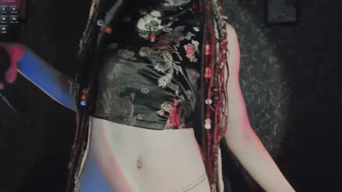 Snapshot of dizer_clop chatting on 10.21.25 Dizer online show from 10.21.25