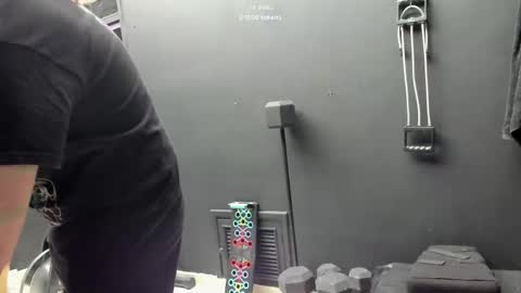 Snapshot of dj_capitain_claw chatting on 01.17.25 Adrian Arturo online show from 01.17.25