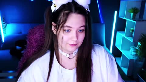 Snapshot of djennapalme chatting on 01.15.25 Jenia online show from 01.15.25