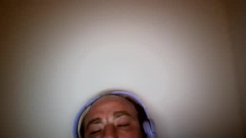 Snapshot of djschoor chatting on 09.18.25 djschoor online show from 09.18.25