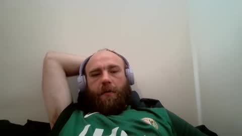 Snapshot of djschoor chatting on 09.29.25 djschoor online show from 09.29.25