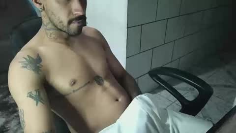 Snapshot of dmacedo96 chatting on 01.11.25 AmigodotadoZL online show from 01.11.25
