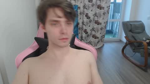 Snapshot of dmitryromanov chatting on 01.26.25 Dead A online show from 01.26.25