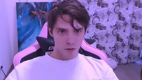 Snapshot of dmitryromanov chatting on 10.26.25 Dead A online show from 10.26.25