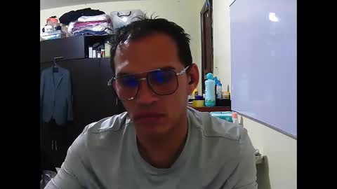 Snapshot of doblewyosk69g chatting on 09.11.25 doblewyosk69g online show from 09.11.25