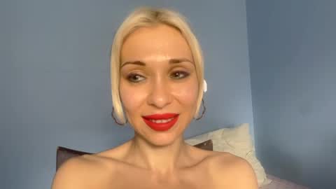 Snapshot of dodierespass chatting on 06.05.26 Anna online show from 06.05.26