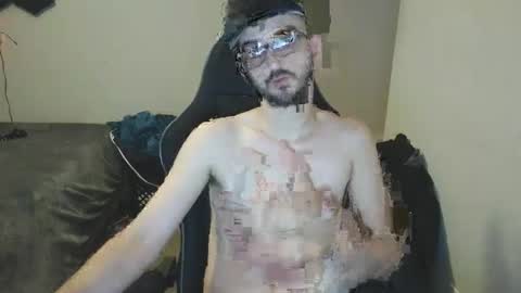 Snapshot of doghouse77 chatting on 12.01.25 Steve online show from 12.01.25