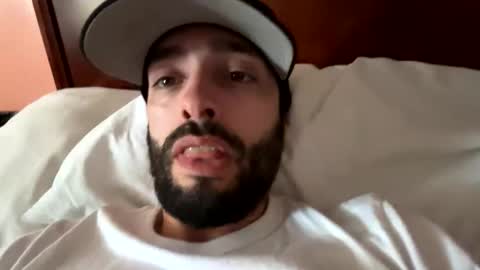 Snapshot of doingmek9 chatting on 04.12.26 doingmek9 online show from 04.12.26