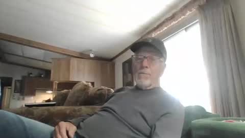 Snapshot of doingmyself69 chatting on 04.01.26 doingmyself69 online show from 04.01.26