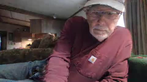 Snapshot of doingmyself69 chatting on 04.02.26 doingmyself69 online show from 04.02.26