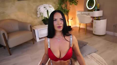 Monica online show from 09.23.25