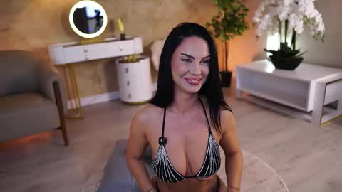 Monica online show from 10.14.25