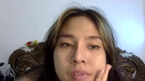 Snapshot of dolfvlucy chatting on 01.10.25 dolf william online show from 01.10.25