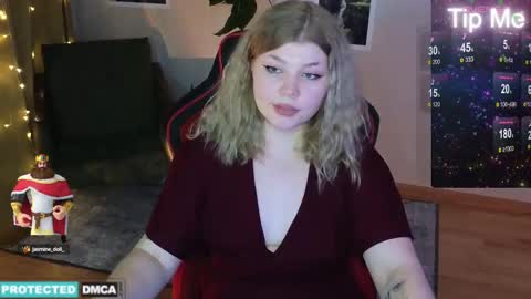 Chloe online show from 01.04.25