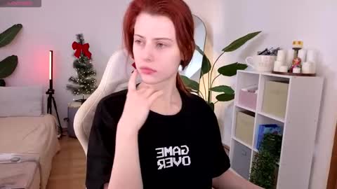 Snapshot of doll_lesli chatting on 01.10.26 Your doll Lesli online show from 01.10.26