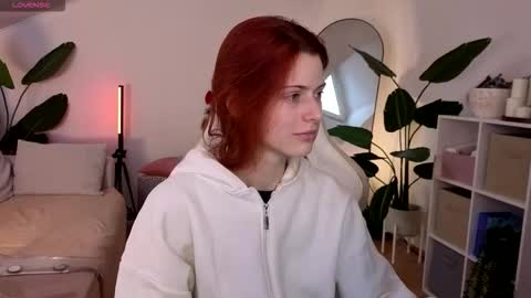 Snapshot of doll_lesli chatting on 01.11.26 Your doll Lesli online show from 01.11.26