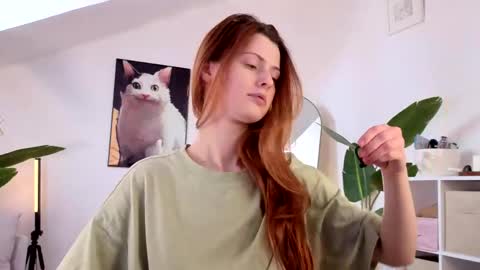 Your doll Lesli online show from 04.18.26