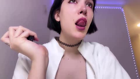 Kira online show from 12.13.24
